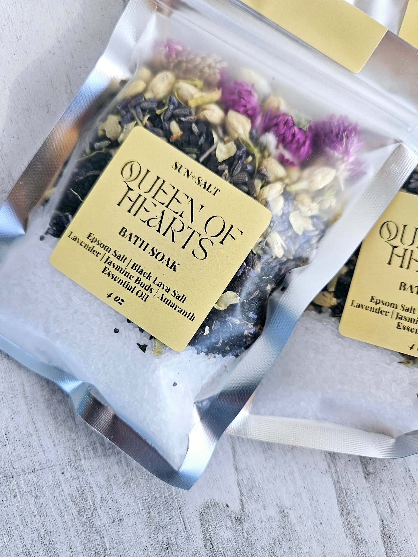 Queen of Hearts Bath Soak - Bath Salts - Single Use