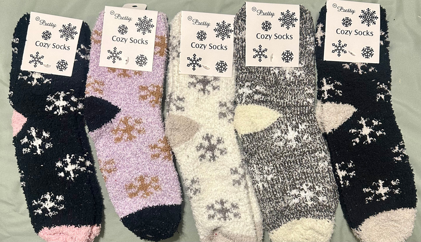 Soft Textured SnowFlake Cozy Socks