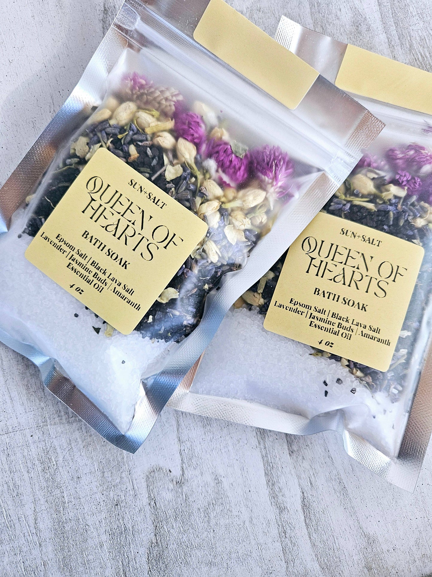 Queen of Hearts Bath Soak - Bath Salts - Single Use